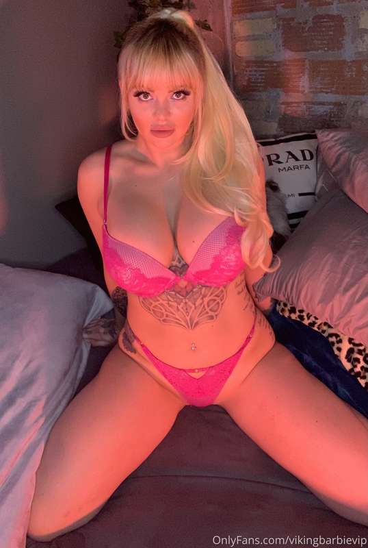 Viking Barbie 在 Tocromo 的第 803 張照片