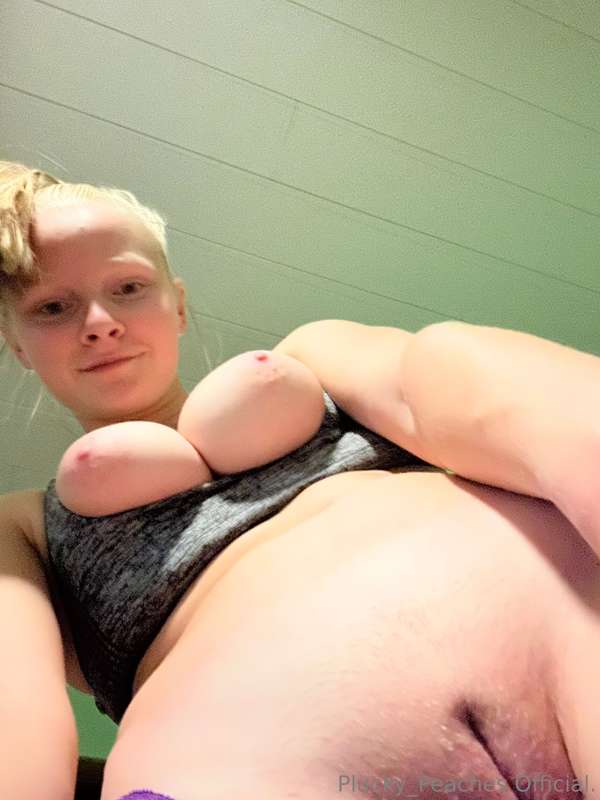 pluckypeaches image #1
