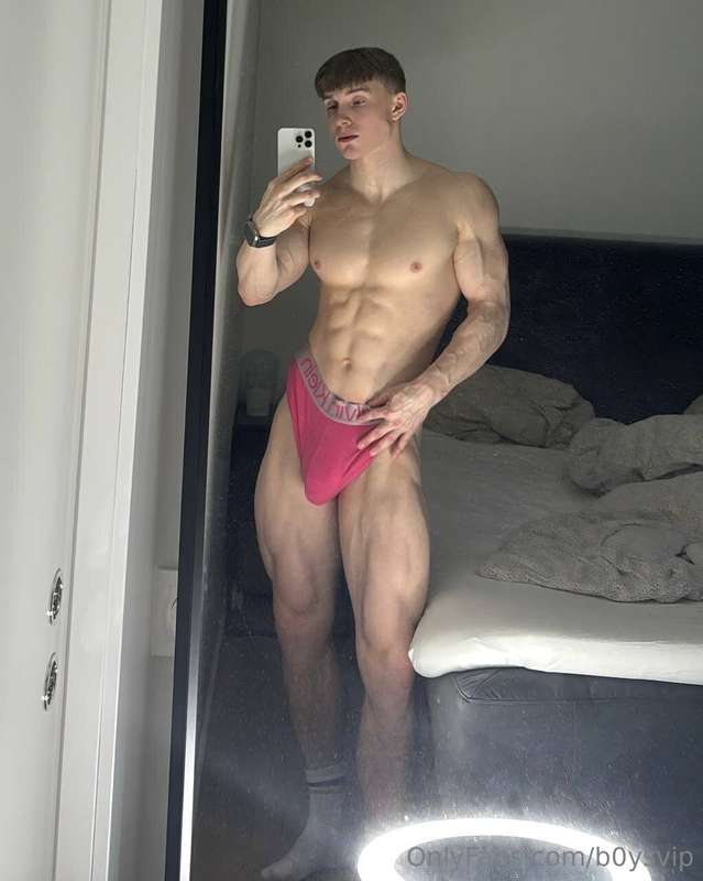 Left Or Right? 🤩🔥  My friend is posting his hottest stuff he..
