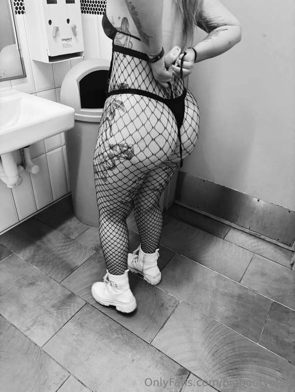 bigbootyalee