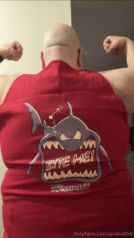 Yes folks thanks to Scott and Shannon I have a new #gymshirt..