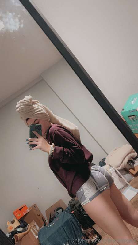 scarletsinxo