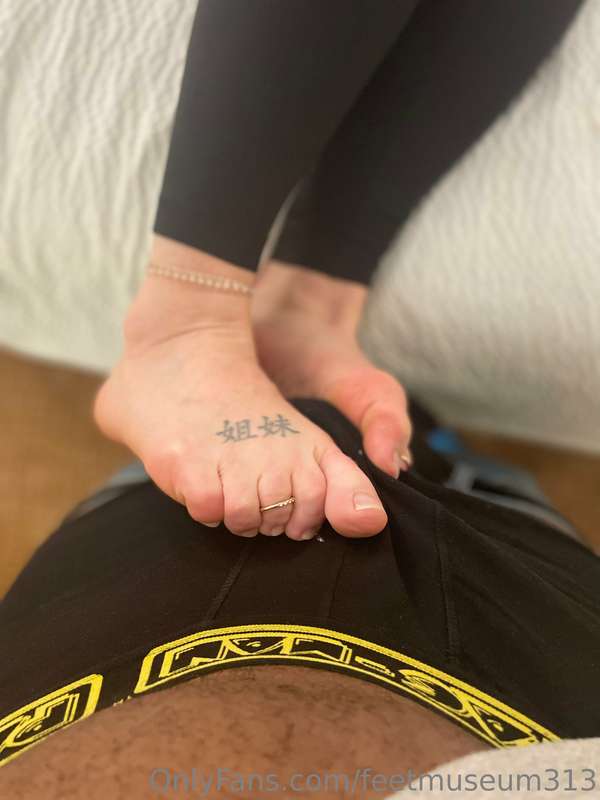 She started teasing me so I had to pull it out 😝@u270457680