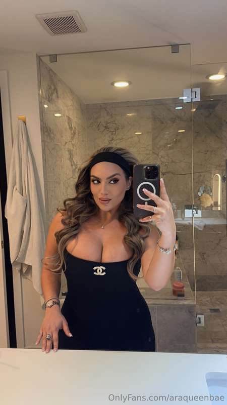 Rate this look from 1-10😏