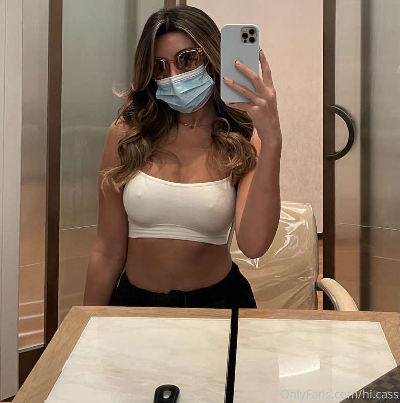💇🏽‍♀️