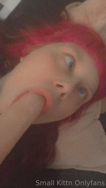 You want the uncensored version of these clips ? 
Me playing..