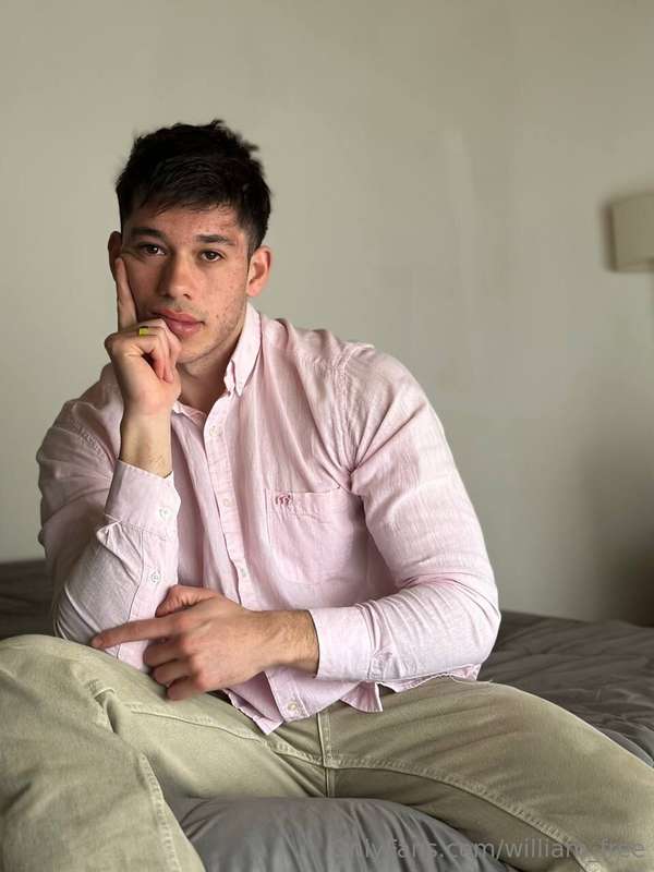 ## @austinvip @austinvip 𝟓𝟎% 𝐎𝐅𝐅𝐓𝐡𝐞 𝐁𝐄𝐒𝐓 𝐃𝐎𝐌𝐈𝐍𝐀𝐍𝐓 𝐓𝐎𝐏 🍆🥵He I..