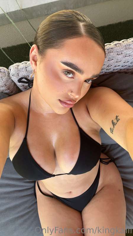bombshellkakes