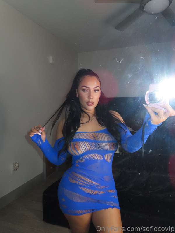 What song comes to mind with this pic? leave it in the comme..