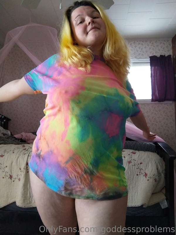 *tell me i'm your favorite fat rainbow babe* 🌈🌈🌈