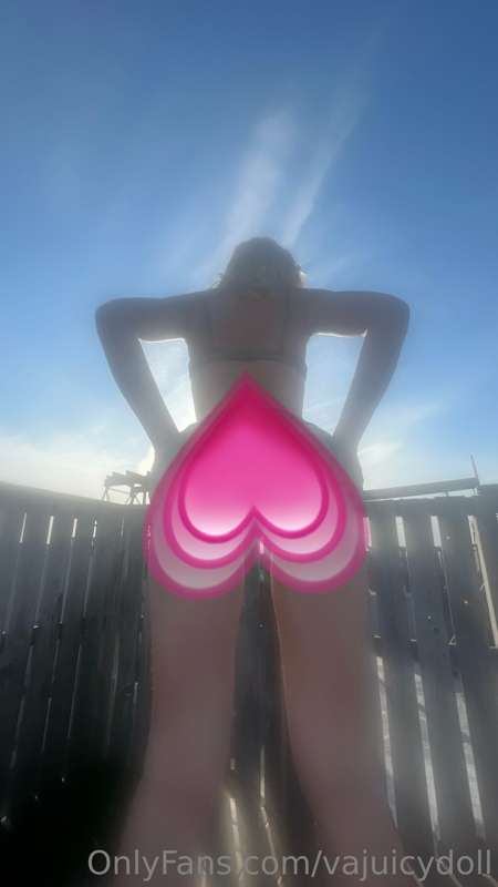 Check your messages ;) 🍑