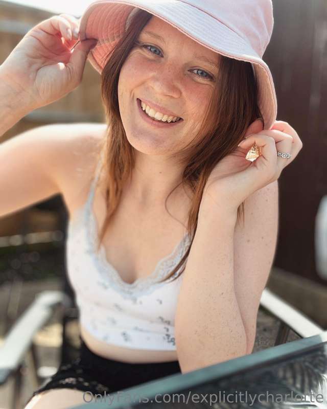 explicitlycharlotte