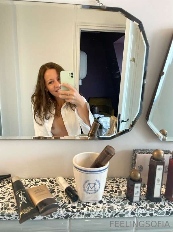 mirror mirror on the wall, it's button-down-shirt (no bra ) ..