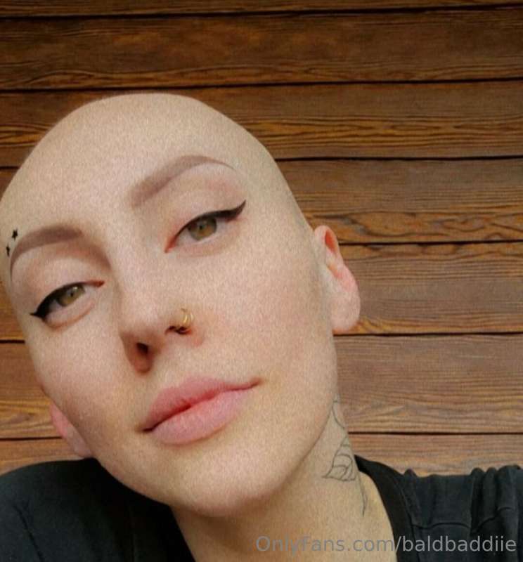 baldbaddiie