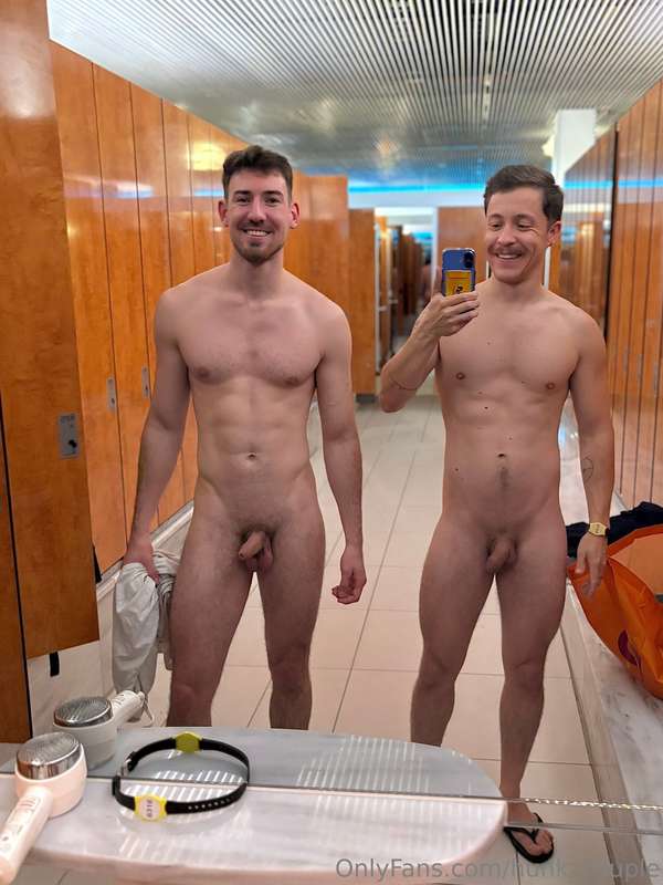 hunk_couple