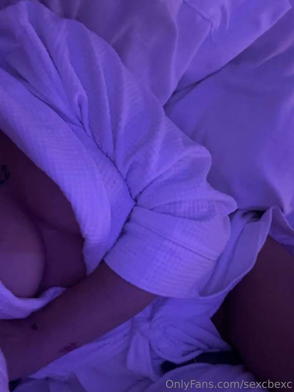 Cuddle with me 😉🔞