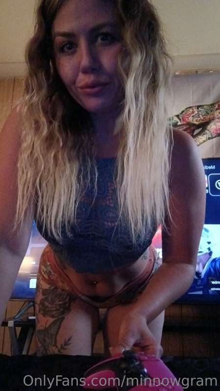 Cum play with me, puhhhleasseee 🥺💋🫶🎮🍑💦