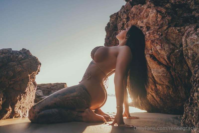 Photo 866 de Renee Gracie sur Tocromo