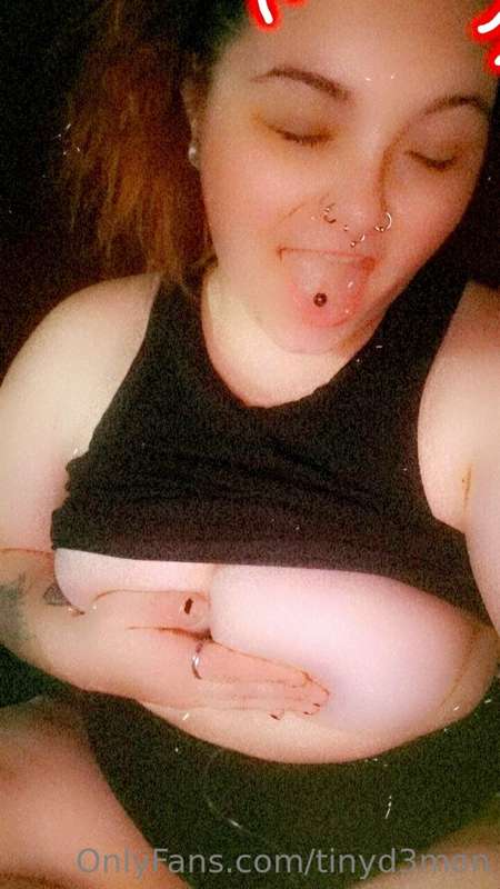 tinyd3mon