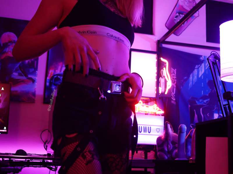 New photoset ya'll!
Accompanying video coming soon! <3