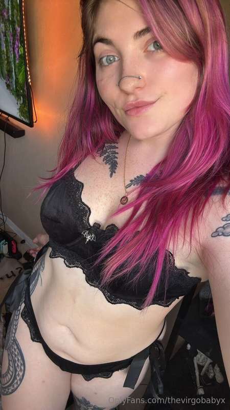 boo, daddy 👻. did I scare you or turn you on? 😉👇🏻