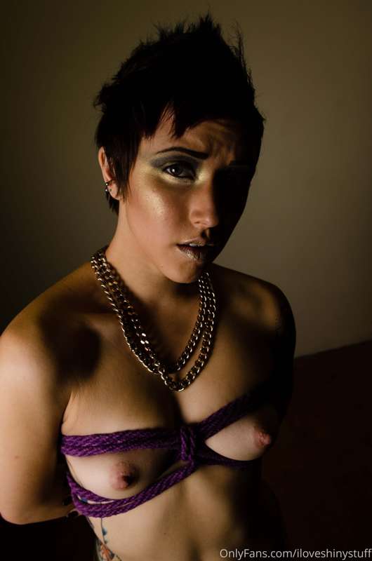 iloveshinystuff image #0