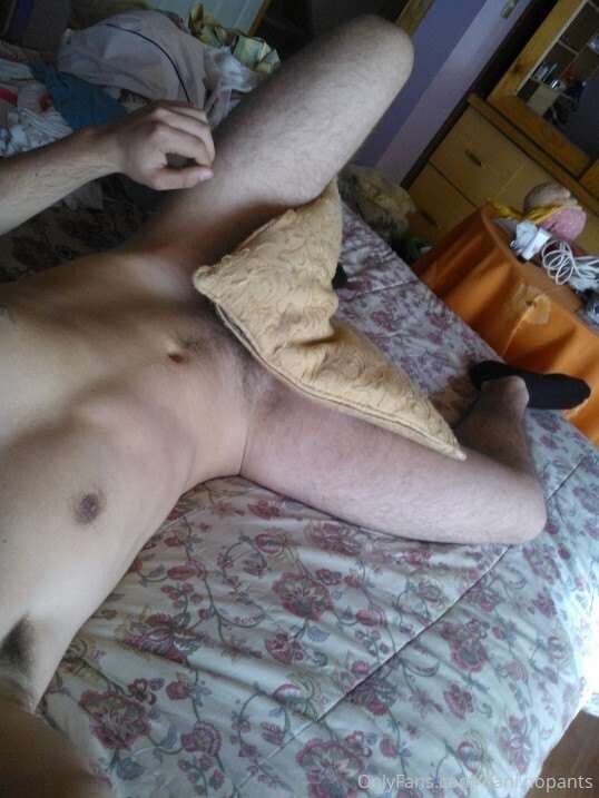 nakedanii image #1