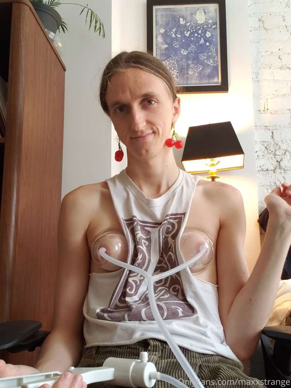 maxxstrange