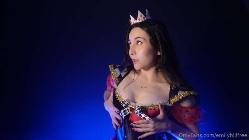 Queen of hearts orders you to go check out my main page @emi..