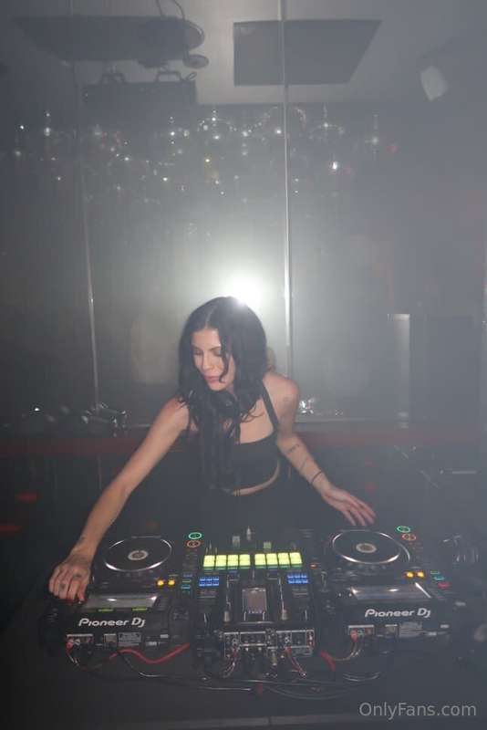 weekend recap ✨🪩 guess what I’m song playing here? 