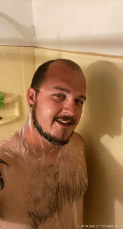 Wanna watch me in the shower?? Subscribe to see all the extr..