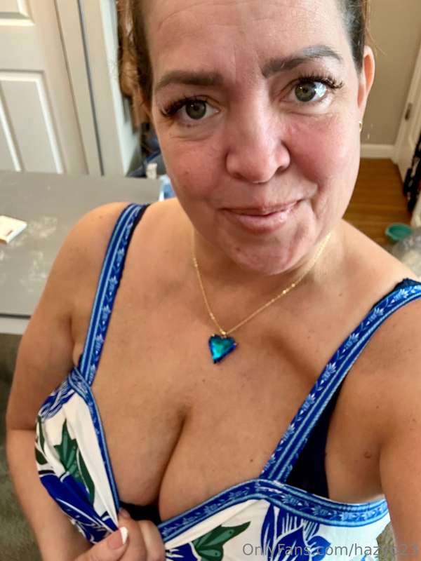 The weekend is here and I am opening my DM's for $5 on-the-s..