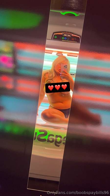 boobspaybills96