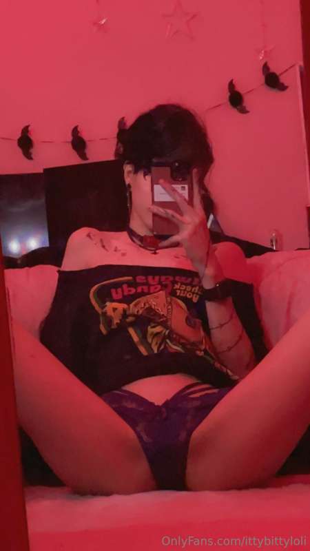 spooky & hot
