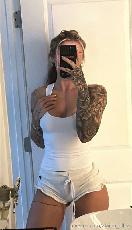 alaina_elliss