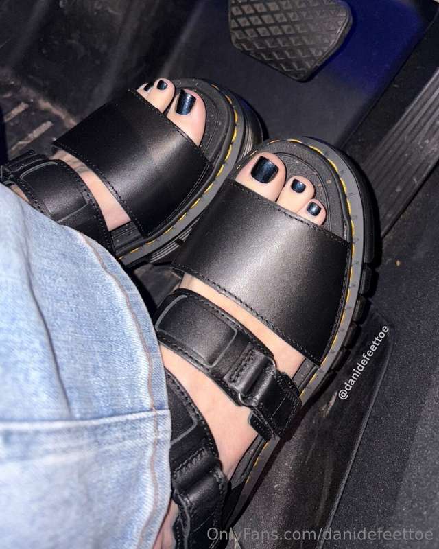 Not gonna lie, I am fully in love with my new sandals 😍