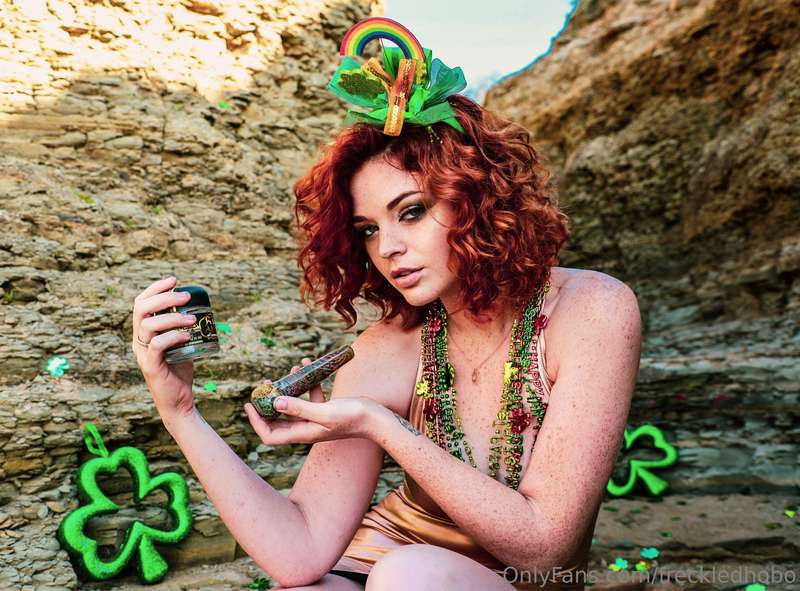 Happy 420 to all the stoners & stonets!!! May your lungs be ..