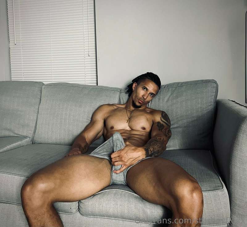 Come have a seat on daddys cock