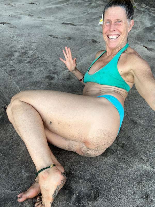 Creating a photo with my whole body visible and me waving an..