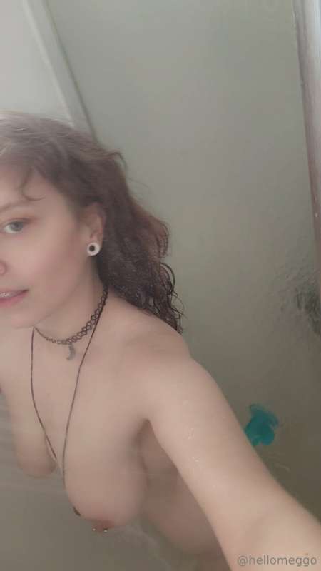 You asked, I did it 🥰💖
~~Have a little mini shower sesh with..