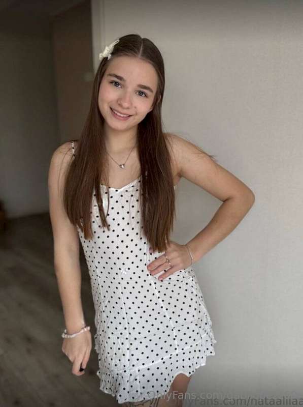 @nataaliiaaThis innocent slut is known for making fans cum i..