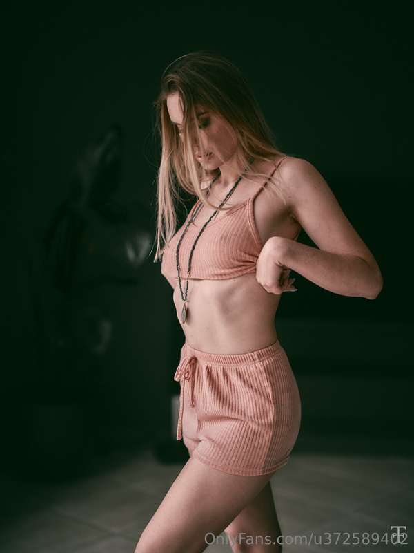 What do you think about my outfit today? 🥰