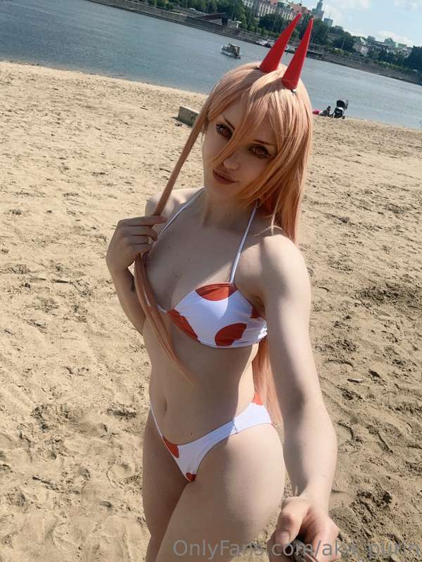 Just posted first finished pics of Swimsuit Power on my Patr..