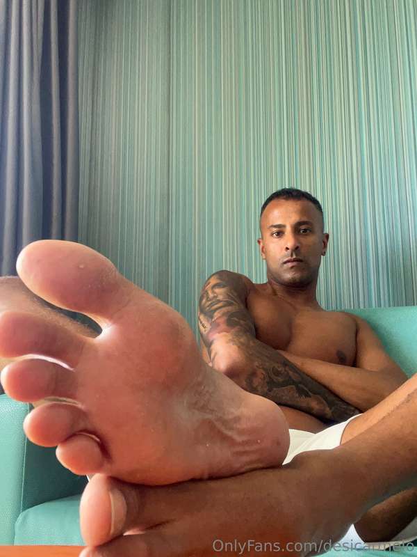 Are you ready to submit to daddy and worship my big alpha fe..