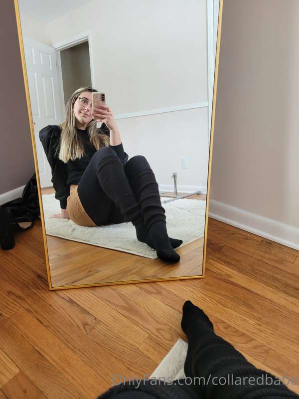 collaredbabe image #1