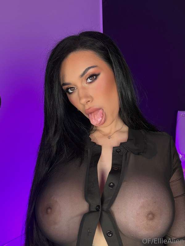 👅