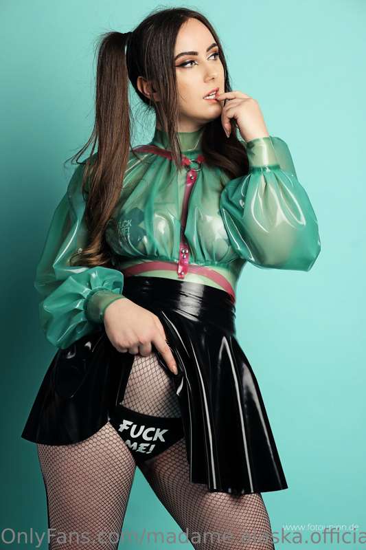 madame.alaska.official