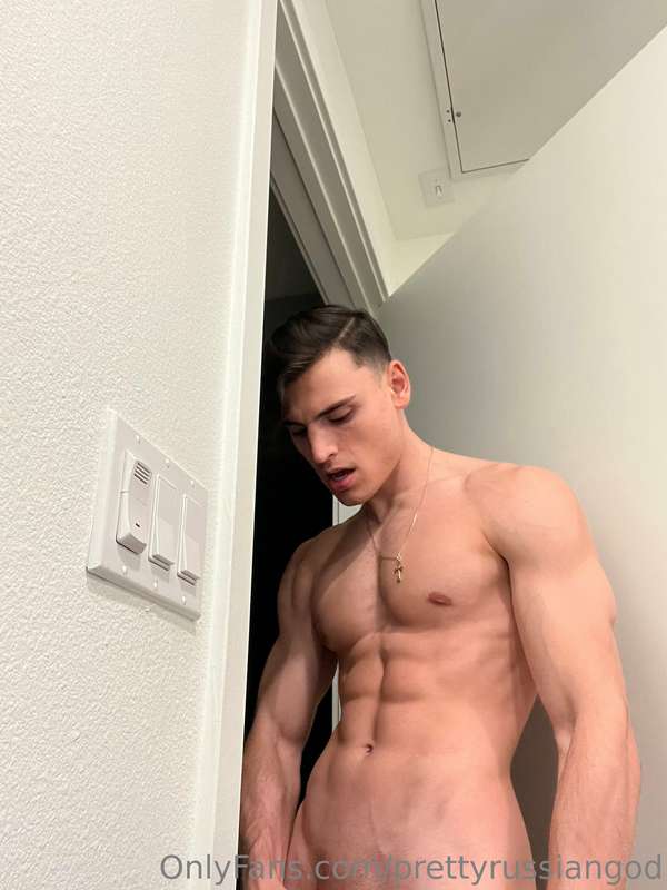 Like if you like what you see 😈🥵