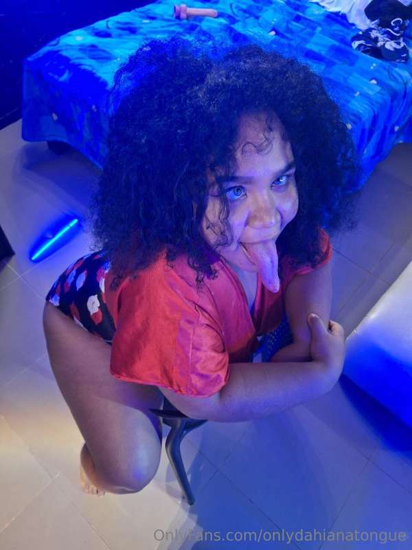 onlydahianatongue