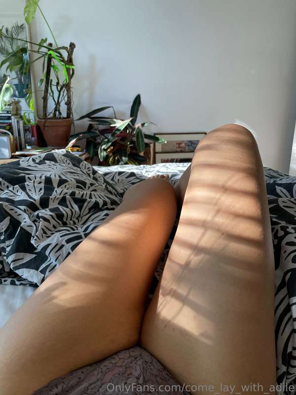 come_lay_with_adile